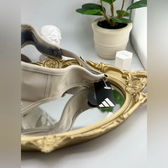 Adidas Women’s Beige Sports Visor – Adjustable Fit 🧢✨ - Picture 5 of 5